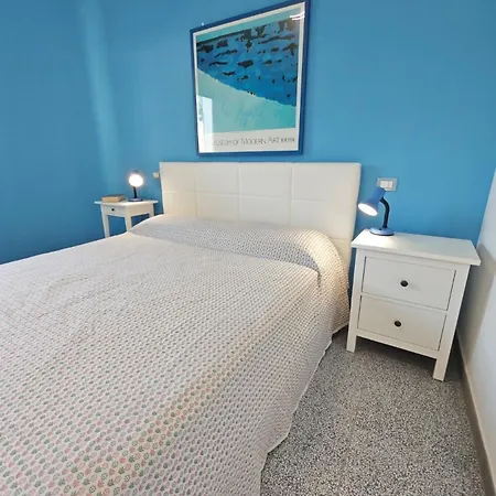 Apartamento R 33 - Nuovo Trilocale A Due Passi Dalla *